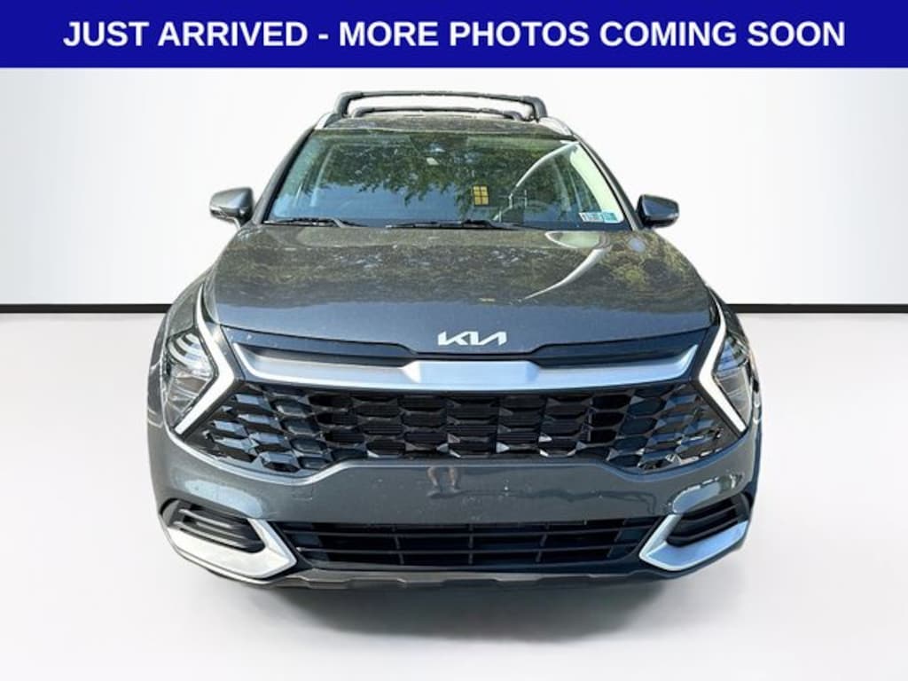 Used 2024 Kia Sportage EX SUV
