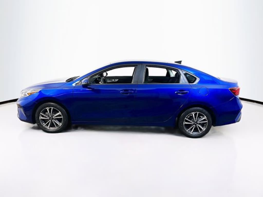 Used 2024 Kia Forte LXS Sedan