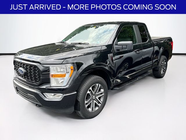 2022 Ford F-150 XL photo 3