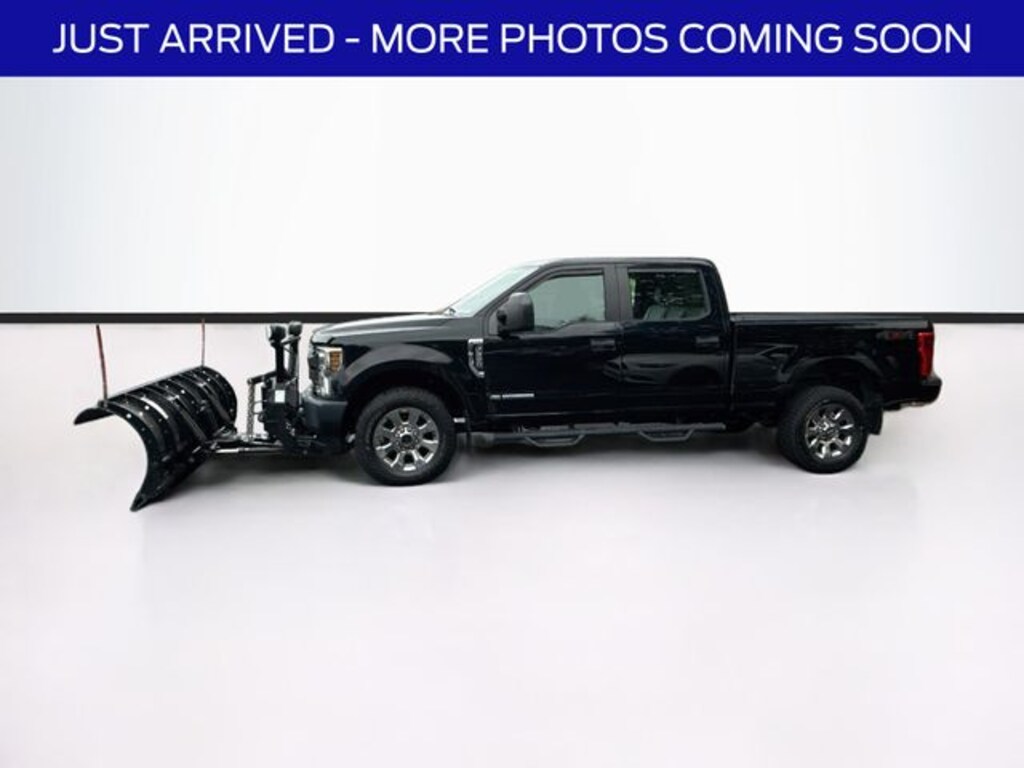 Used 2018 Ford F-250SD XL Truck Crew Cab