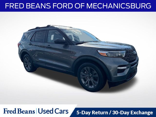 2023 Ford Explorer XLT's photo