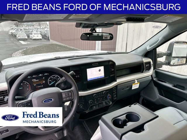 2026 Ford F-350 Super Duty Chassis Cab XL - Photo 18