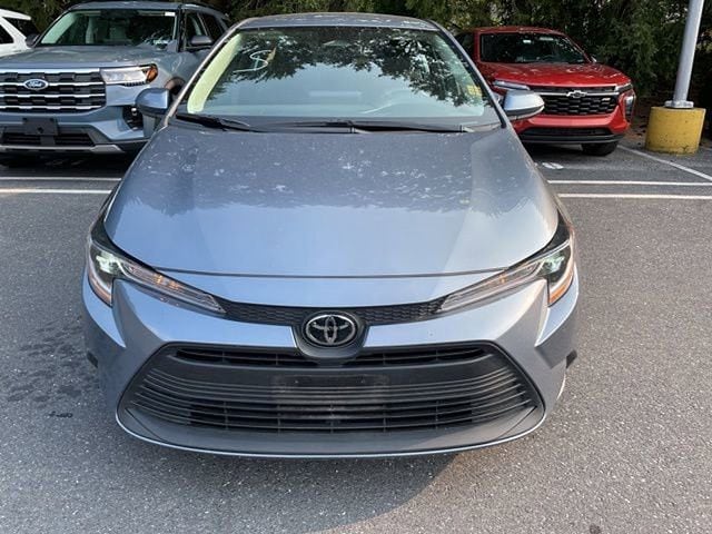 Used 2024 Toyota Corolla LE with VIN 5YFB4MDE5RP153261 for sale in Kansas City