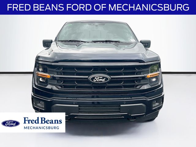 2025 Ford F-150 XLT photo 2
