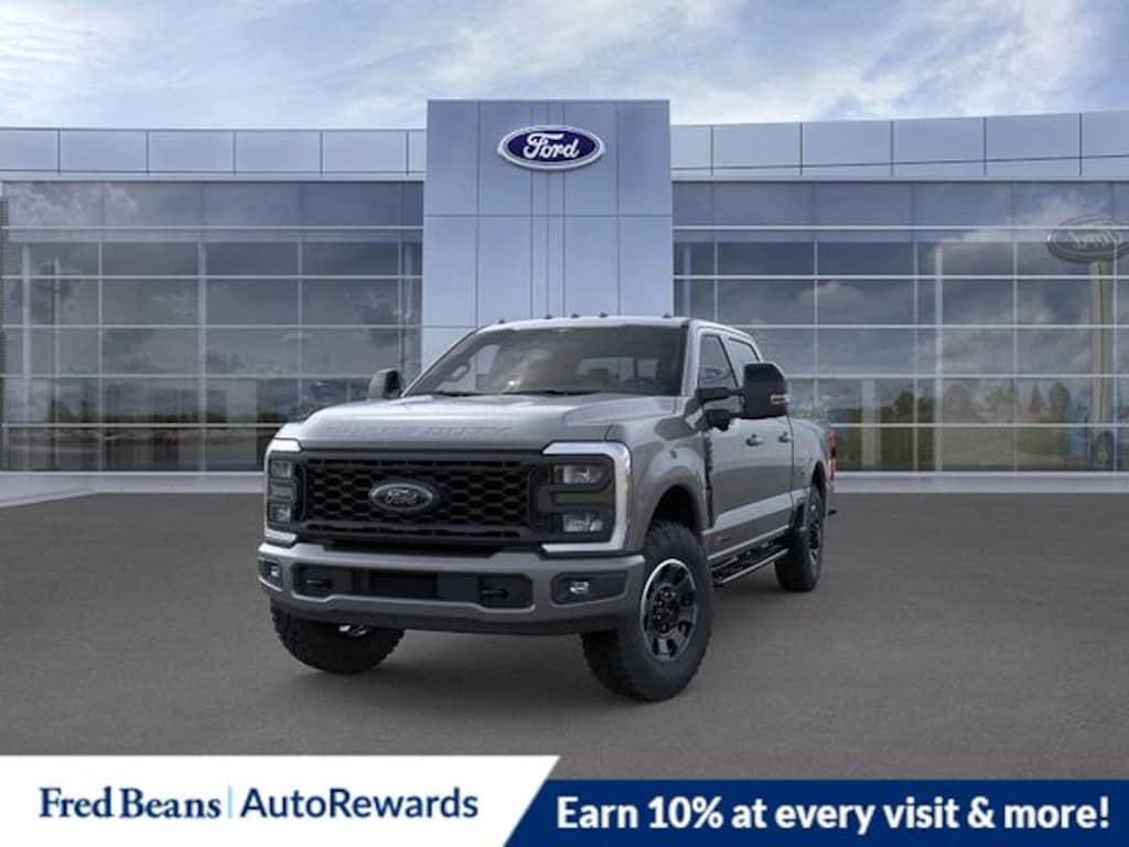 New 2025 Ford F-250 Lariat Truck Crew Cab