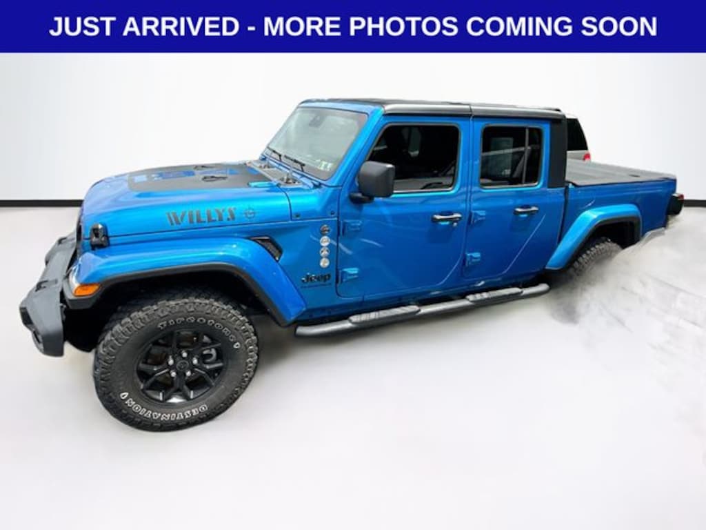 Used 2024 Jeep Gladiator Willys Truck Crew Cab