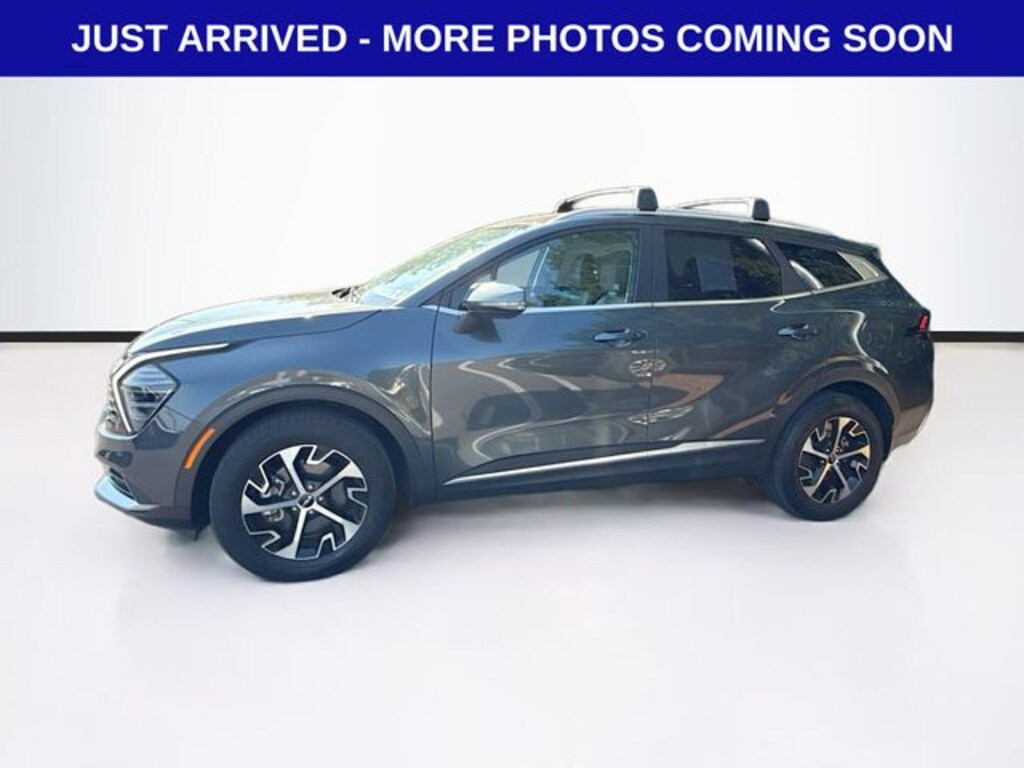 Used 2024 Kia Sportage EX SUV