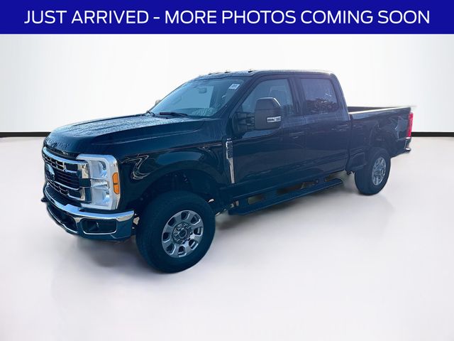 2023 Ford F-250 photo 3