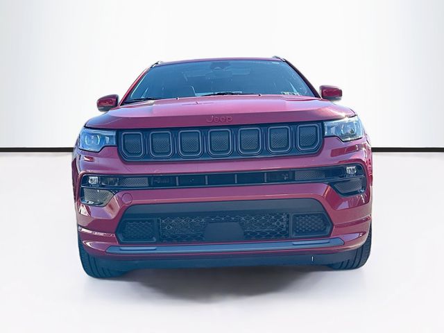 2022 Jeep Compass Limited photo 2