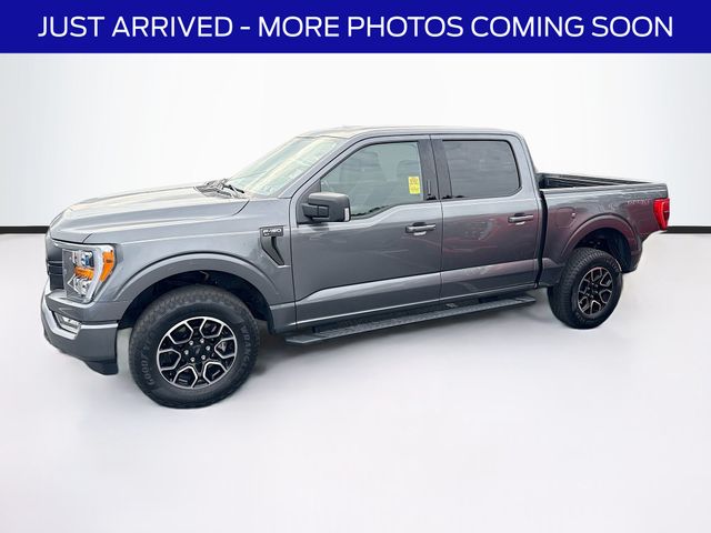 2022 Ford F-150 XLT photo 4