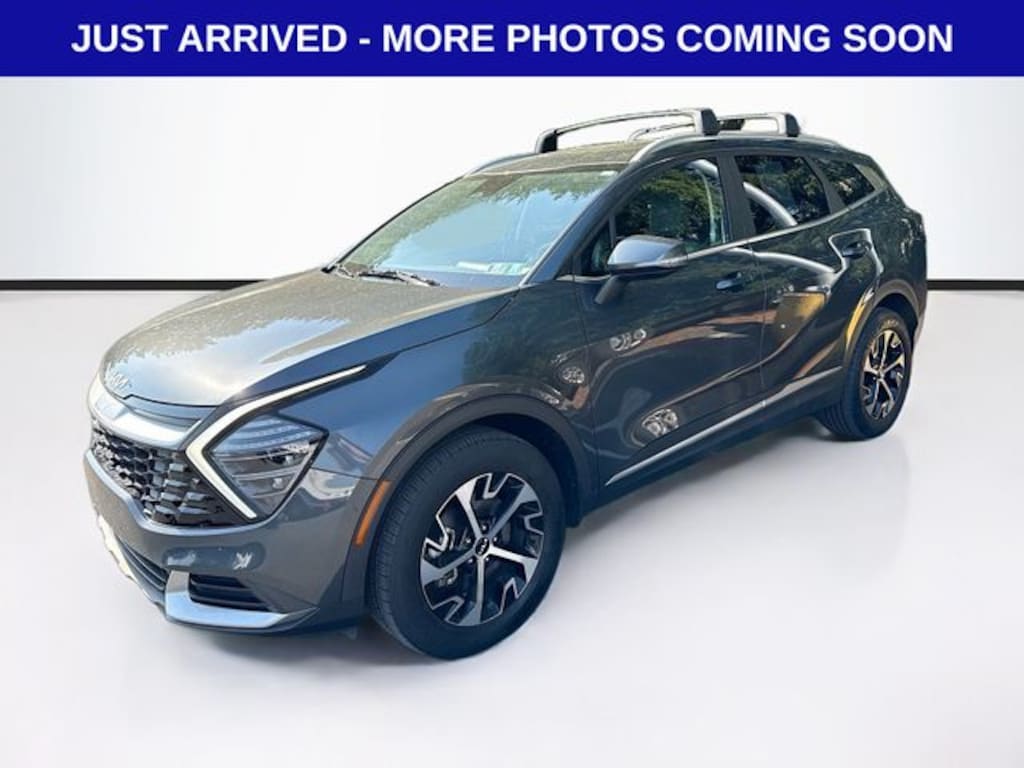 Used 2024 Kia Sportage EX SUV