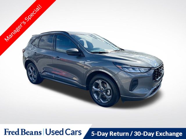 2023 Ford Escape ST-Line's photo