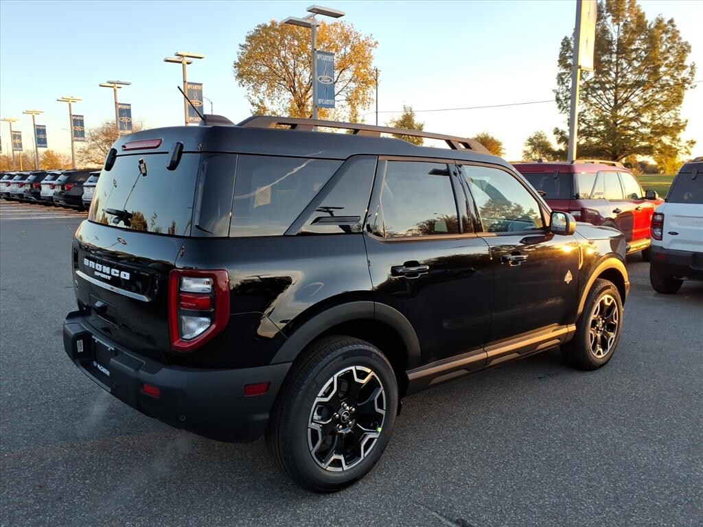 New 2025 Ford Bronco Sport Outer Banks SUV