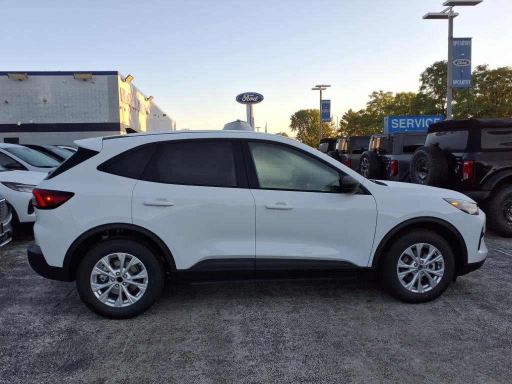 2025 Ford Escape Active photo 2