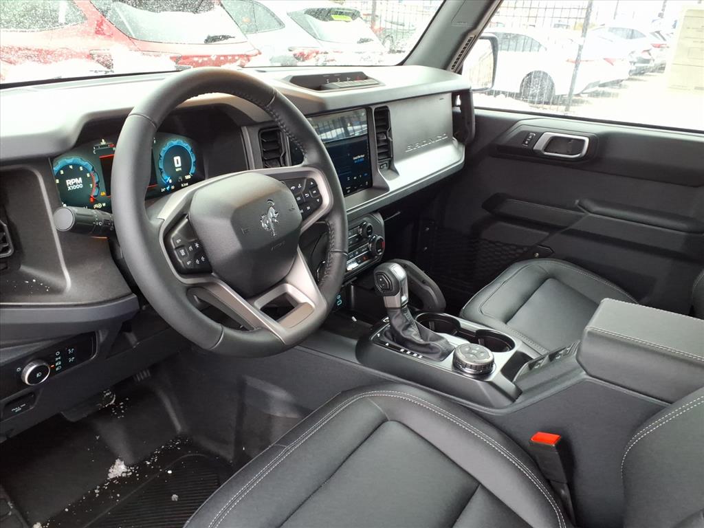 2025 Ford Bronco Big Bend photo 2