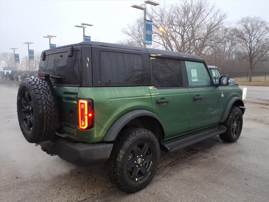 New 2025 Ford Bronco Outer Banks SUV