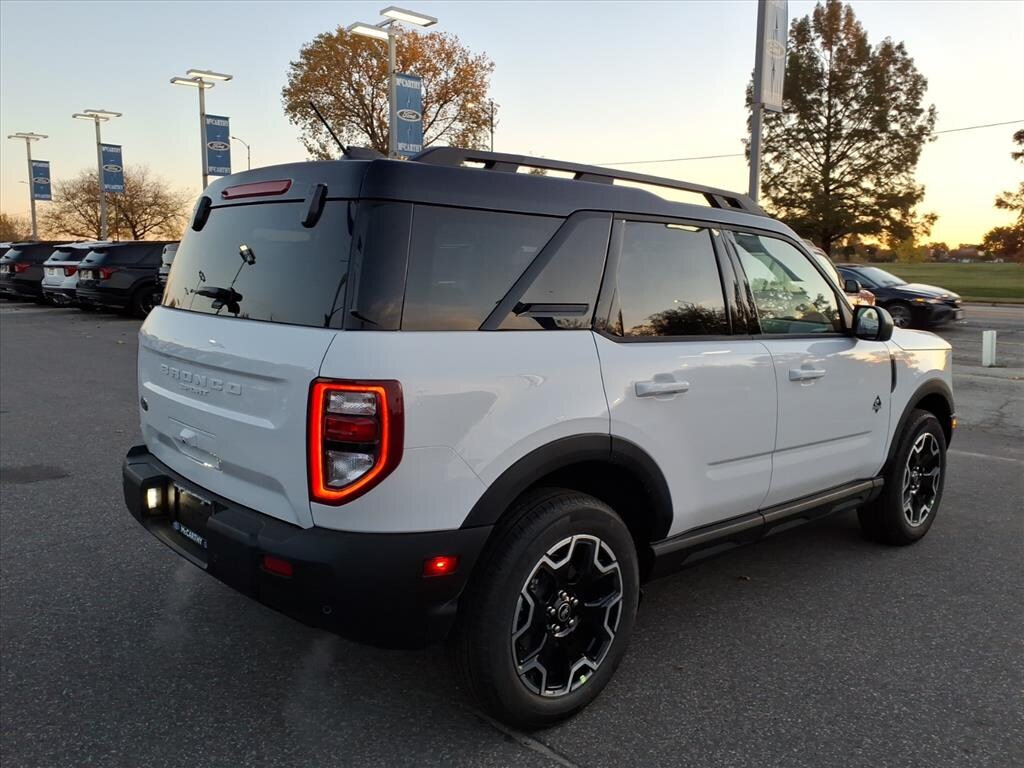 New 2025 Ford Bronco Sport Outer Banks SUV
