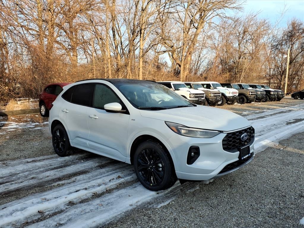 New 2026 Ford Escape ST-Line Elite SUV