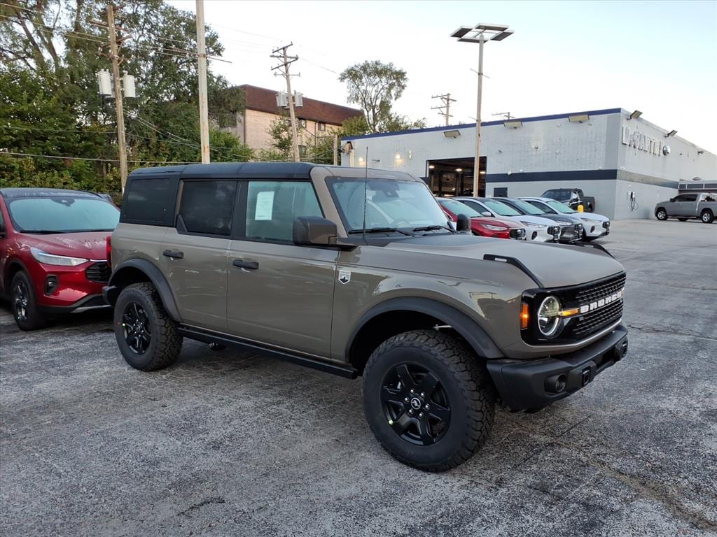 2025 Ford Bronco 4-Door Big Bend's photo