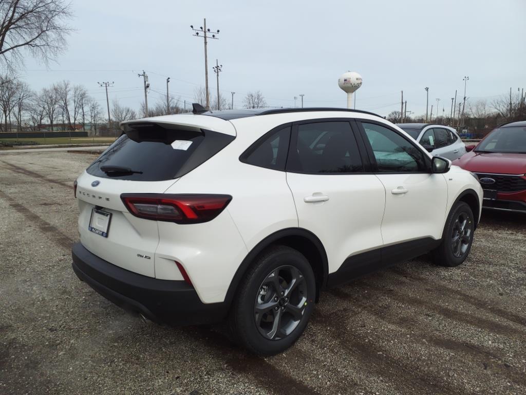 2025 Ford Escape ST-Line Select photo 3