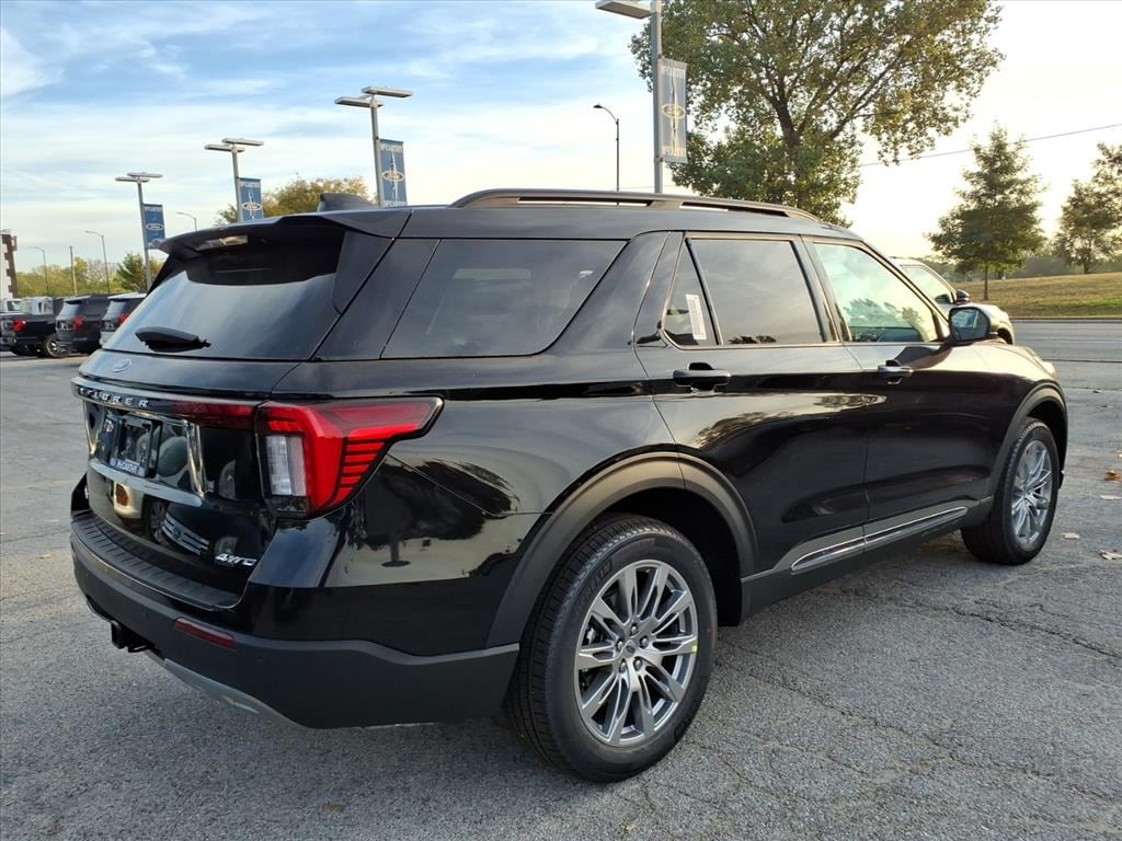 New 2025 Ford Explorer Active SUV