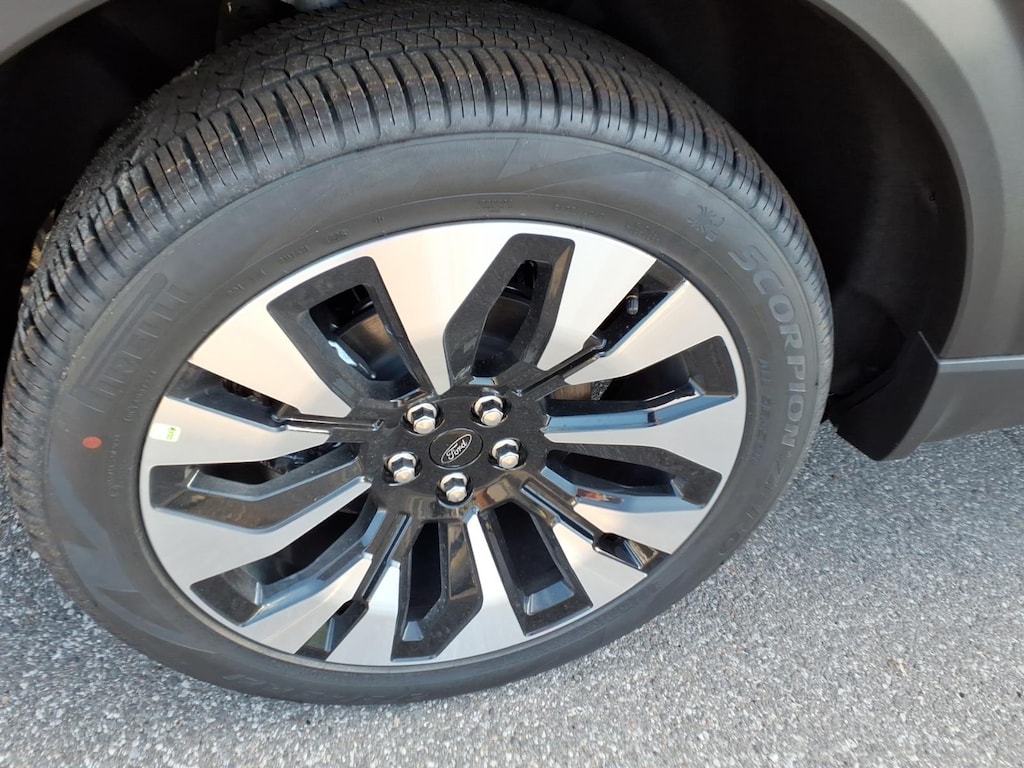 New 2026 Ford Explorer Platinum SUV
