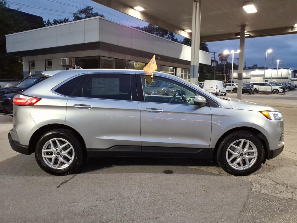 Certified 2024 Ford Edge SUV