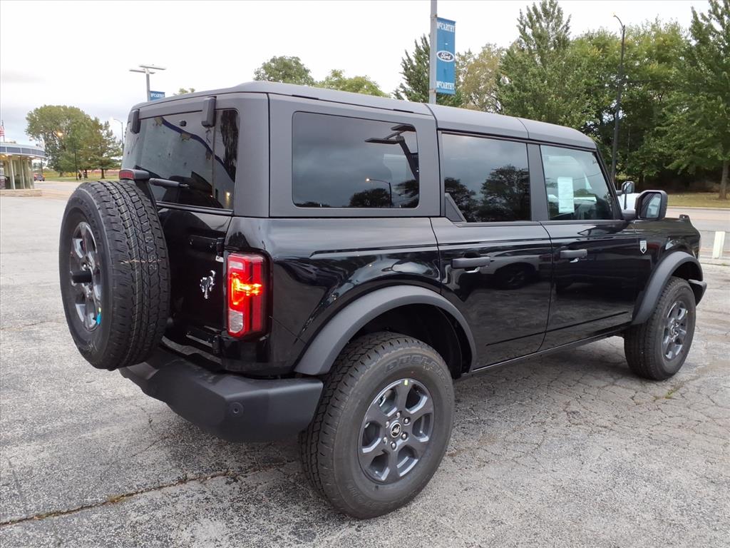 2025 Ford Bronco Big Bend photo 3