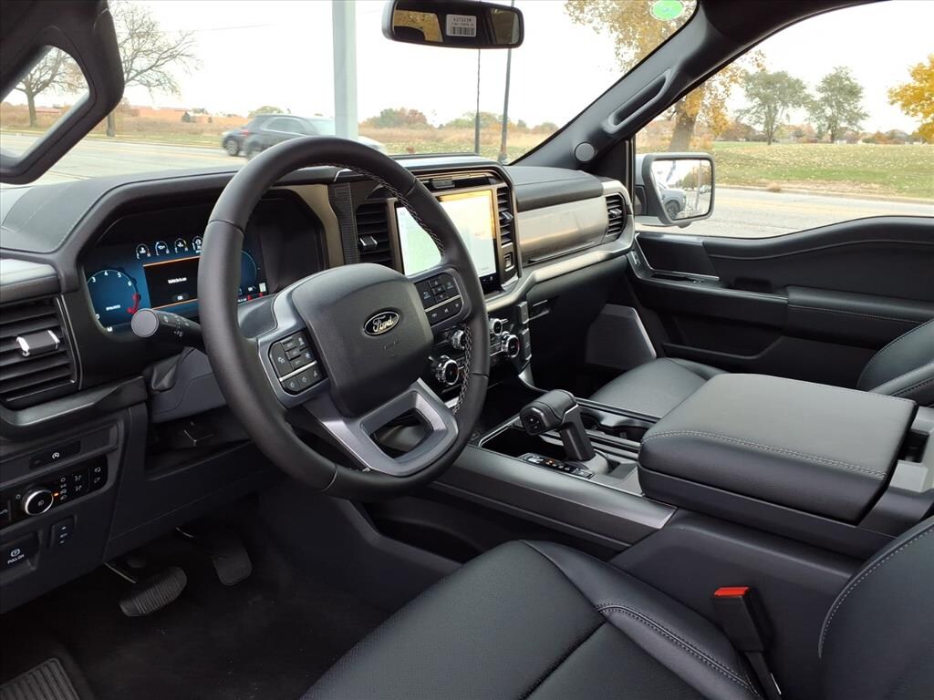 New 2025 Ford F-150 Lariat Truck SuperCrew Cab