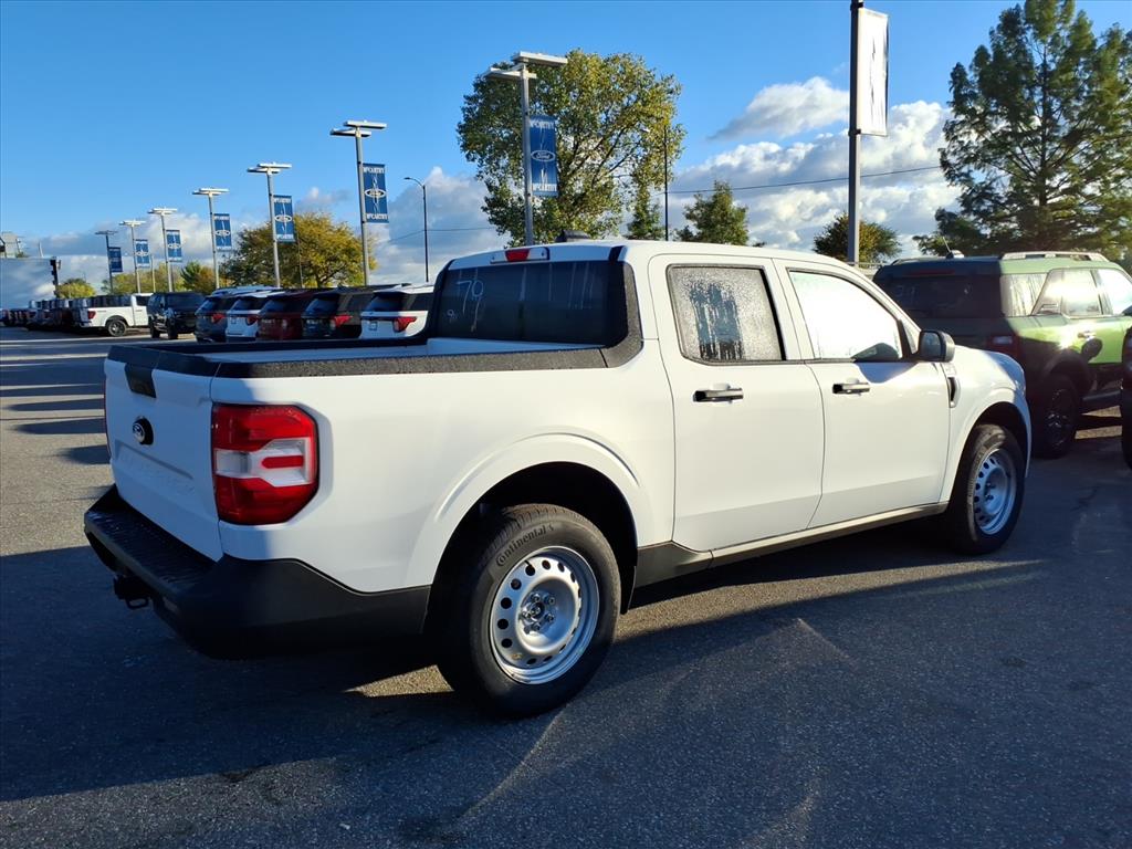 2025 Ford Maverick XL photo 2