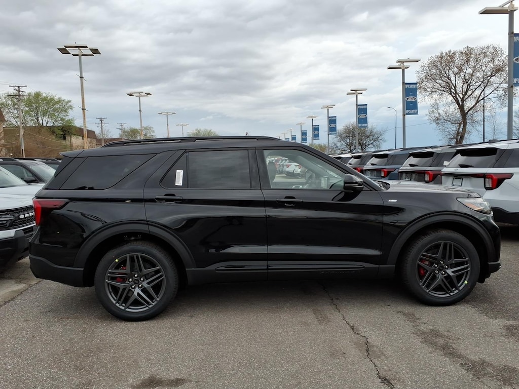 New 2026 Ford Explorer ST-Line SUV
