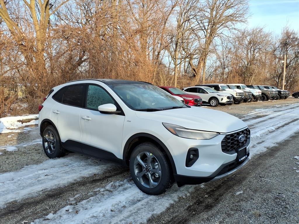 2026 Ford Escape ST-Line Select's photo