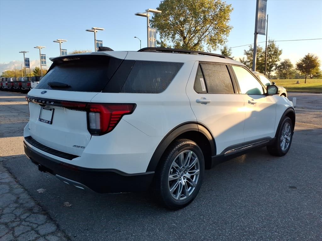 New 2025 Ford Explorer Active SUV