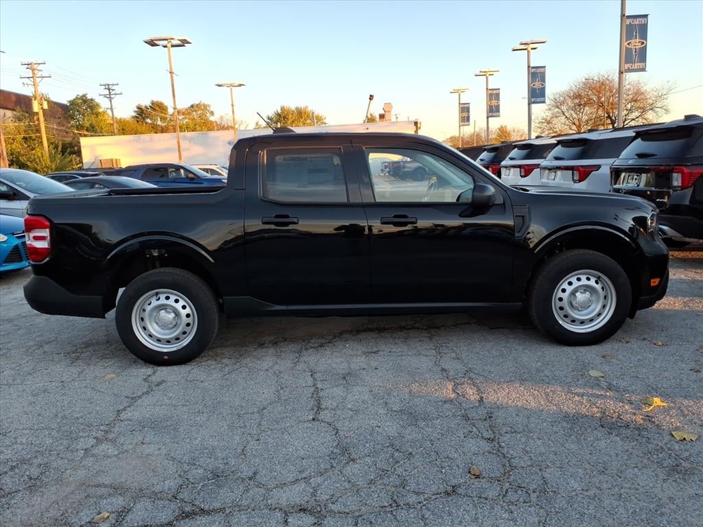 New 2025 Ford Maverick XL Truck SuperCrew