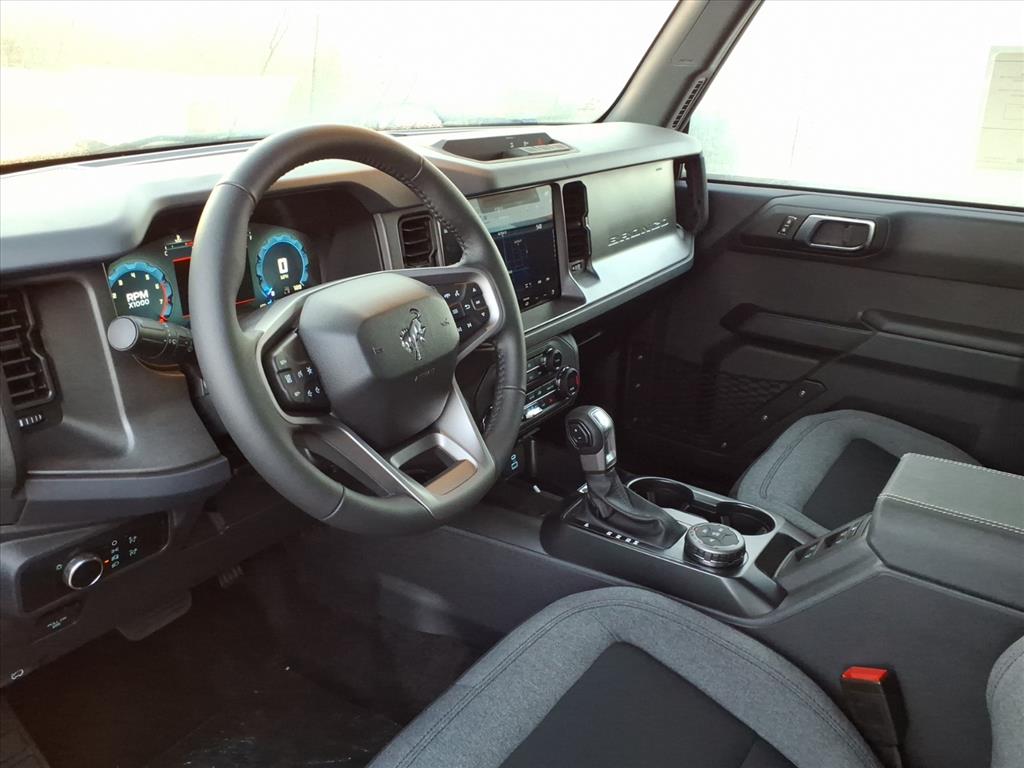 2025 Ford Bronco Big Bend photo 3