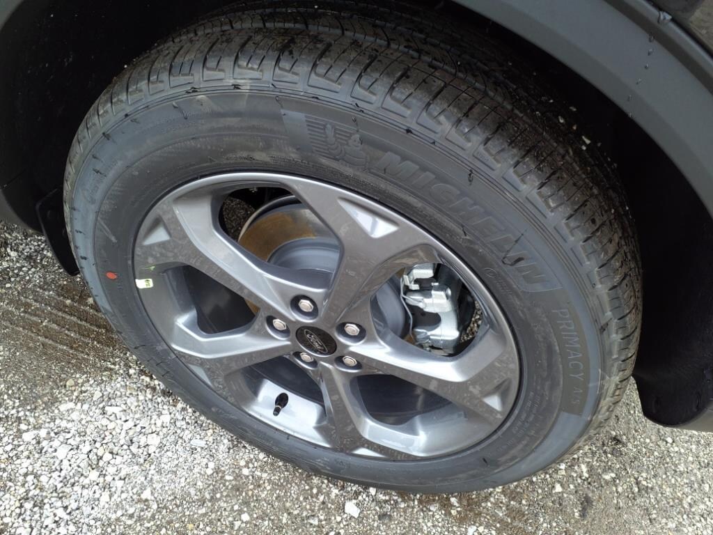 New 2025 Ford Escape ST-Line Select SUV