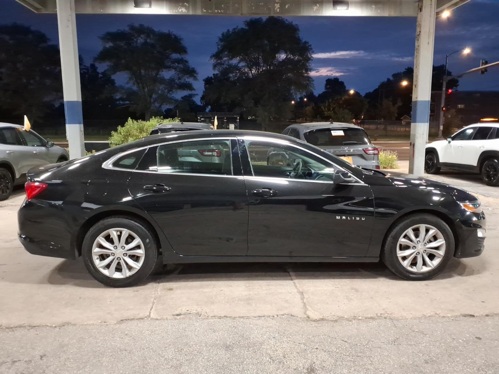 1G1ZD5ST4RF220180