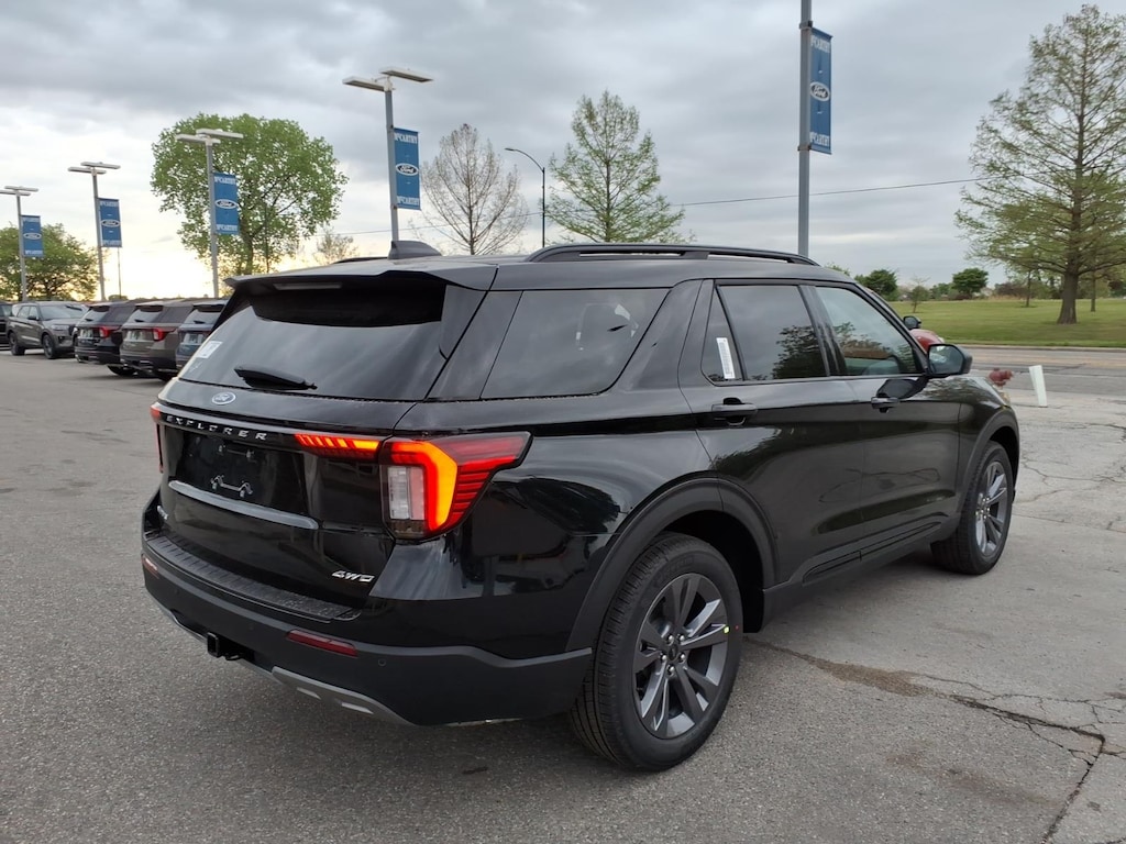 New 2026 Ford Explorer Active SUV