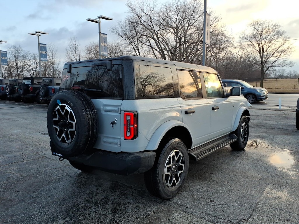 New 2026 Ford Bronco Outer Banks SUV