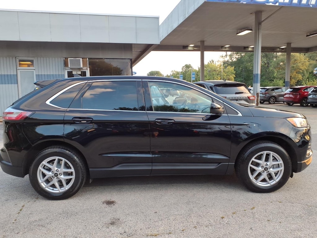 Certified 2024 Ford Edge SUV