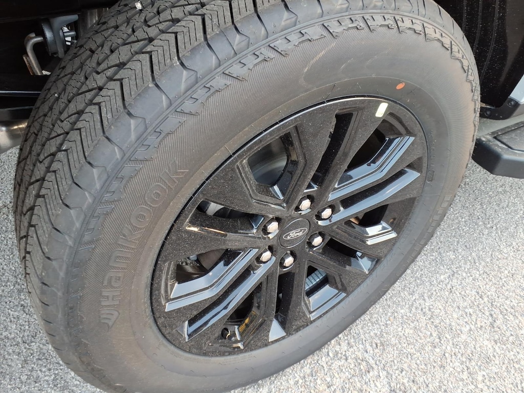 New 2026 Ford F-150 Lariat Truck SuperCrew Cab