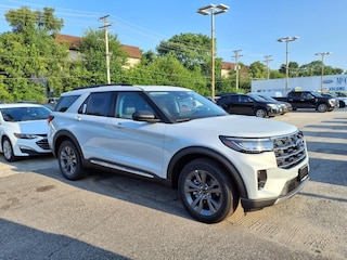 2025 Ford Explorer Active SUV