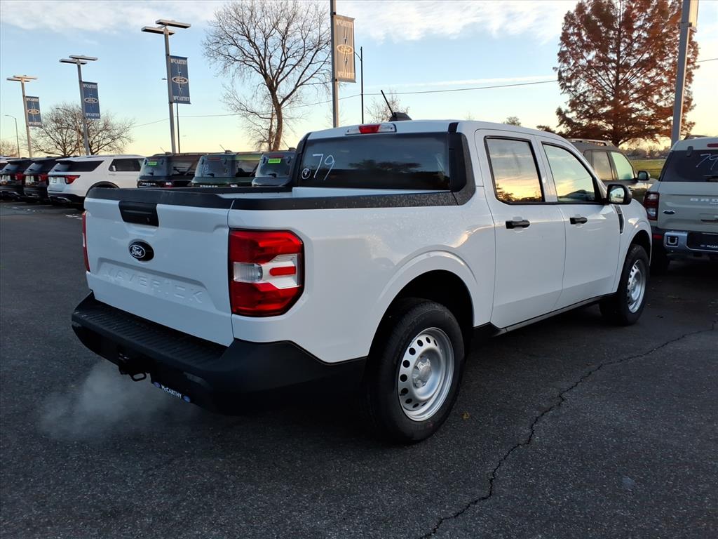 2025 Ford Maverick XL photo 3