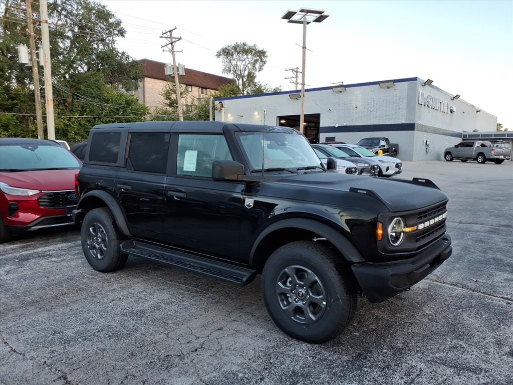 2025 Ford Bronco 4-Door Big Bend's photo