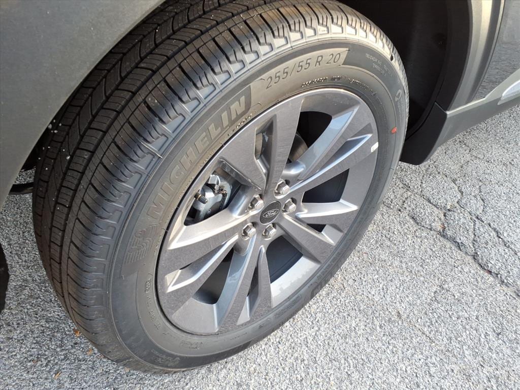 New 2025 Ford Explorer Active SUV