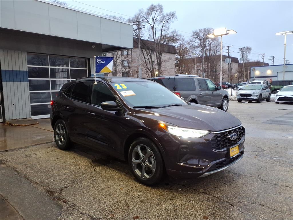 2023 Ford Escape ST-Line's photo