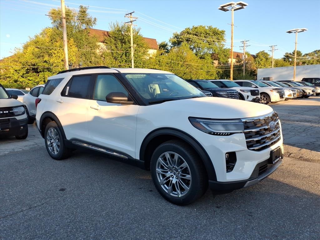 New 2025 Ford Explorer Active SUV