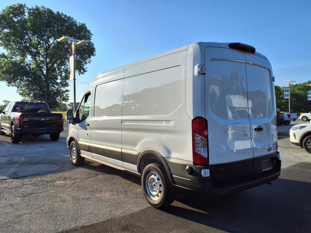 2025 Ford Transit photo 2