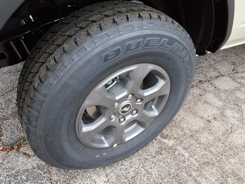 2025 Ford Bronco Big Bend photo 4