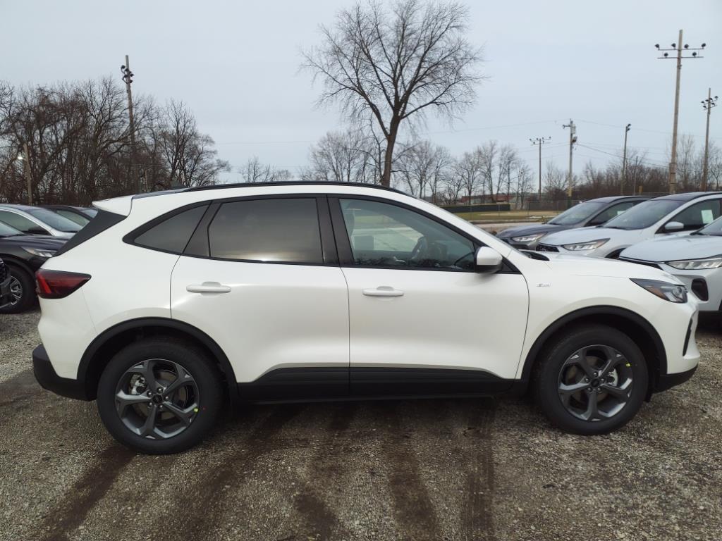 2025 Ford Escape ST-Line Select photo 2